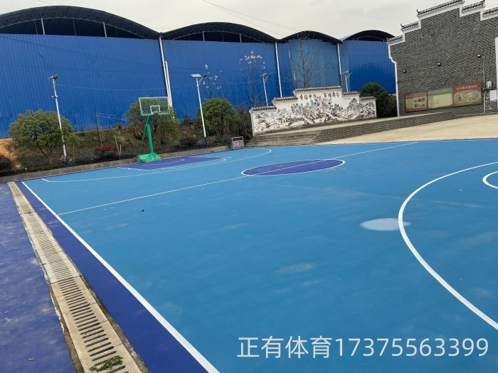 懷化中方縣村部丙烯酸球場完工 懷化中方縣村部丙烯酸球場完工